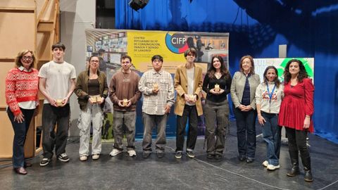Alumnos del Centro Integrado de FP de Comunicaci�n, Imagen y Sonido de Langreo premiados por Cogersa