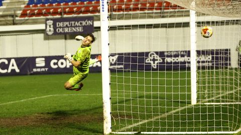El chut de Hugo Sanz para el 4-3 se envenen en el rechace de lvaro Santiago y se hizo inalcanzable para Unai Marino