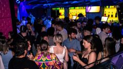 El Tsunami es uno de los locales predilectos entre los veintea�eros de Barbanza.