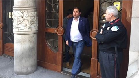 Oriol Junqueras pas� media hora en el departameneto de Econom�a durante el 30 de octubre del 2017.