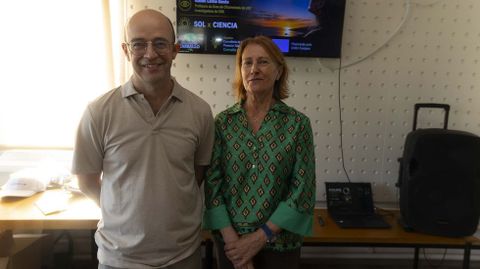 C�sar Gonz�lez e Isabel Lema, antes das s�as intervenci�ns no c�mping Baldaio 