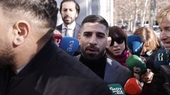 Topuria, a su llegada al juzgado este mi�rcoles