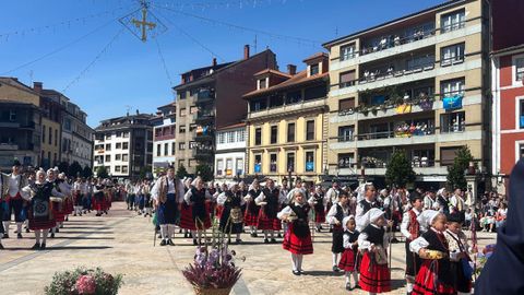 Danza del Portal, en Villaviciosa, en su 70 aniversario