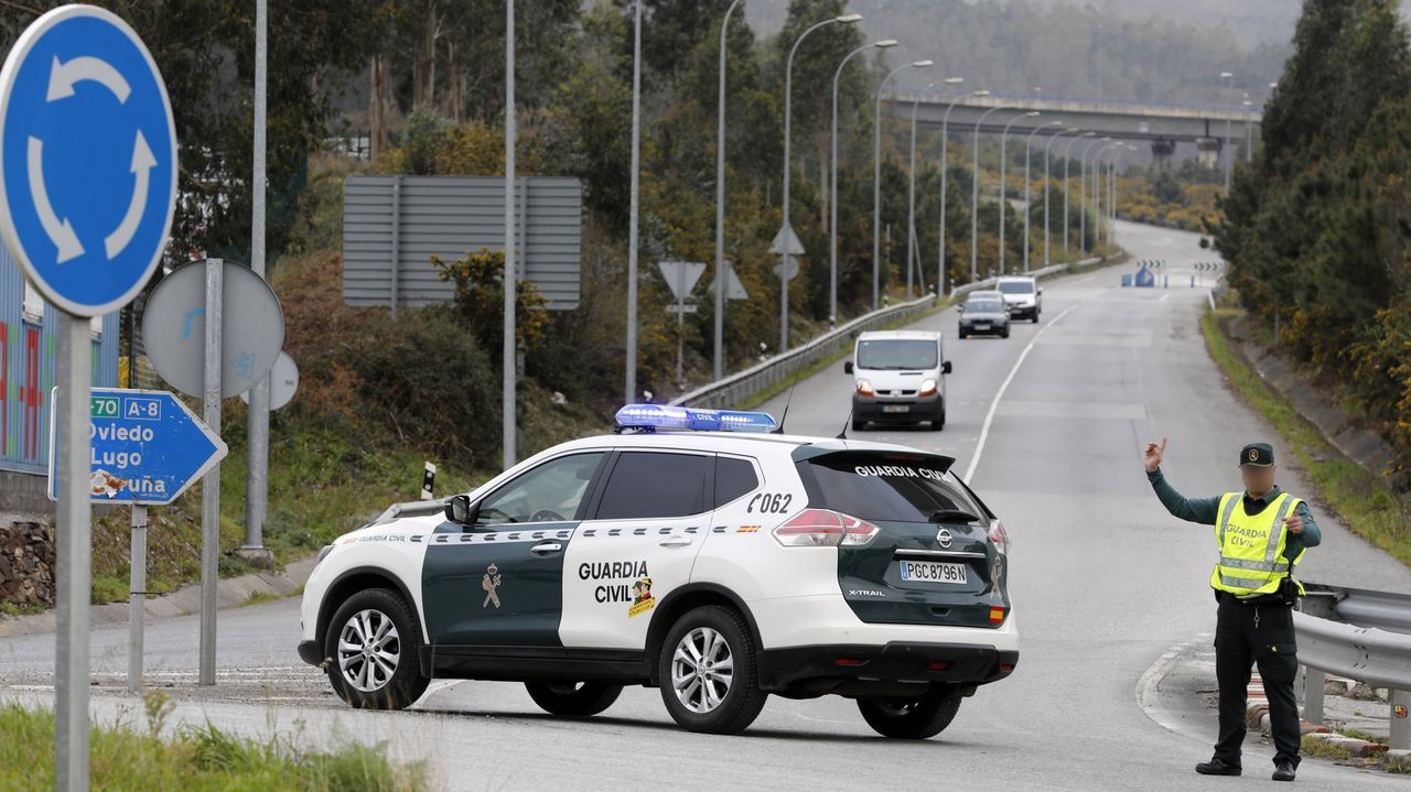 Heridos en un accidente de moto en Ribadeo y en el atropello a un caballo en Cervo