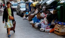 La huelga de basura iniciada hace 57 d�as podr�a extenderse durante meses si las posturas contin�an enfrentadas. 