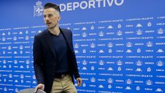 Rub�n de la Barrera en su presentaci�n como entrenador del Deportivo. 