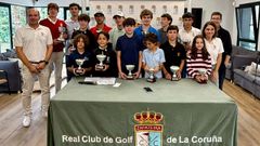 Ganadores de los diversos trofeos en competici�n en el Open Cabreiro� sub-25, disputado en el Real Club de Golf de A Coru�a