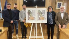O Certame Celtib�rico de Bandas se present� en el sal�n de plenos de la Casa Consistorial de Xinzo con la intervenci�n de la alcaldesa, Elvira Lama, el vicepresidente de la Deputaci�n, Rosendo Fern�ndez, y el director de la Escola Municipal de Gaitas e Percusi�n de Xinzo de Limia, Fernando Dopico.