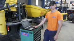 Carlos de la Muela, retratado en las instalaciones de Rilo Maquinaria
