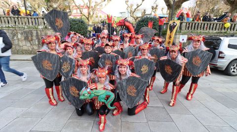 Desfile de disfraces y carrozas en Rianxo