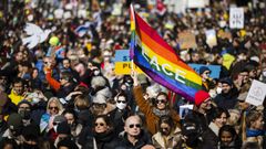 En muchos pa�ses se vivieron durante este mes im�genes de protesta contra la invasi�n y en solidaridad con el pueblo ucra�no. En la imagen, una concentraci�n en Z�rich, Suiza.
