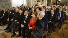 Andrs Ramos, cuarto por la derecha en la primera fila, con el obispo de Lugo, Alfonso Carrasco Rouco, a su derecha.  