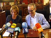 Nava Castro y Jes�s V�zquez firmaron el convenio ayer. 