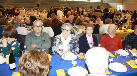 Codillo.M�s de 1.050 comensales se citaron en la Festa do Codillo