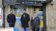 Los responsables de la agencia Galicia Travels, premio Travelers? Choice de TripAdvisor por su excursi�n a Fisterra.
