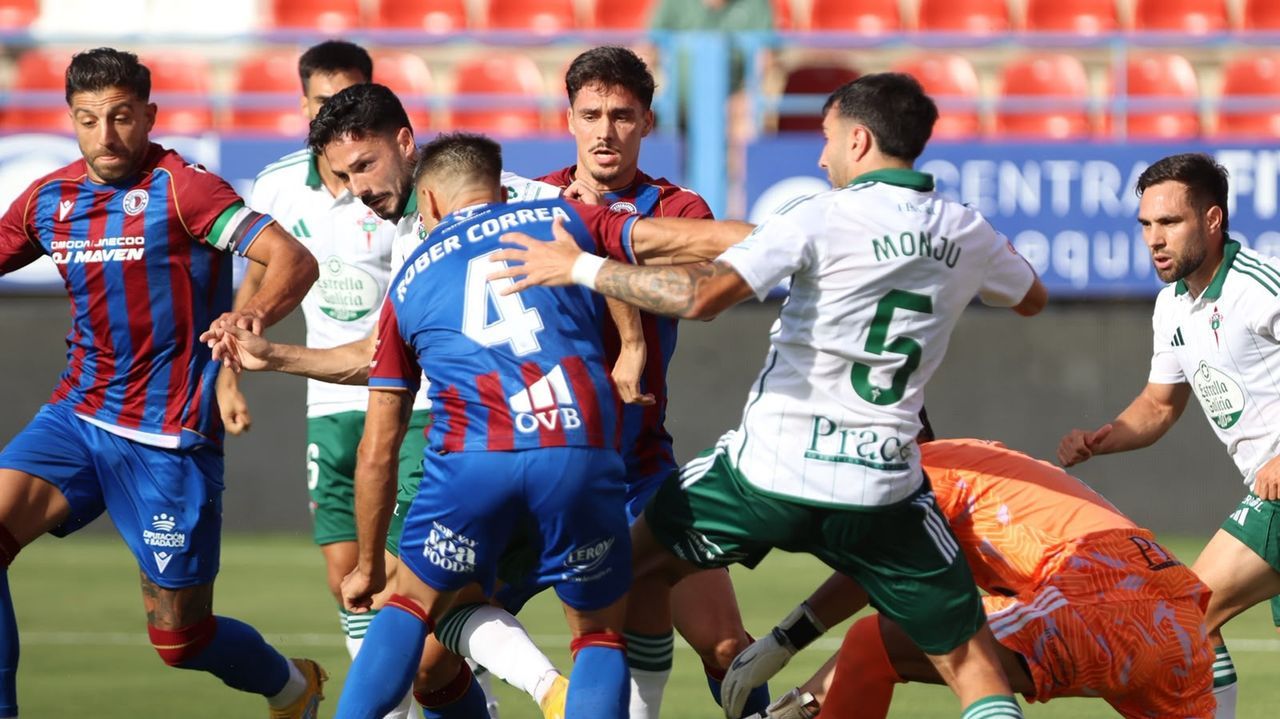 El «1x1» del Racing Club Ferrol en frente al CD Extremadura