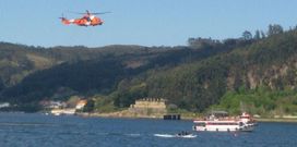 Imagen del simulacro en el que se rescataron a cinco pasajeros de la lancha que cayeron al mar