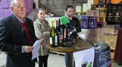 �lvarez, L�pez e Eireos deron a co�ecer o programa na antiga adega Casa Moreiras. 