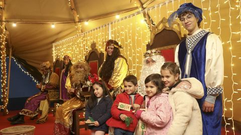 Los Reyes Magos en O Milladoiro en una recepci�n de a�os anteriores