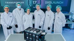 Integrantes del proyecto para la Agencia Espacial Europea. El sat�lite desarrollado por GMV y Al�n Space se lanzar� este verano.