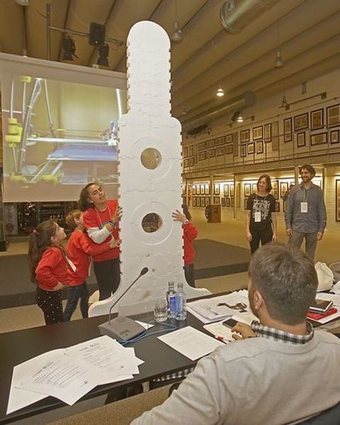 Otero Pedrayo (O Barco). La idea es que los alumnos aprendan construyendo. ¡Lo hicieron en directo en InspiraTICs!