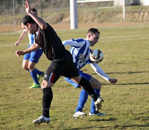 Los jugadores del B�veda cierran la liga con una victoria
