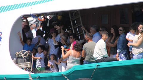Imágenes de la procesión marítima de la Virxe do Carme en Santiago de Lampón