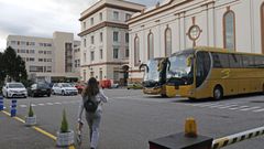 Fachada del Colegio Ap�stol Santiago de Vigo