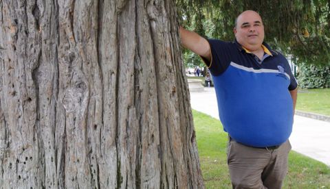 Francisco Javier conseguiu un emprego fixo, tras pasar varios anos �de traballo en traballo�<span lang= es-es >. </span>