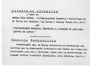 En la imagen del centro, el prototipo de la enciclopedia mec�nica, a la izquierda, con versiones en ingl�s y franc�s, y a la derecha el registro de la primera patente en 1949.