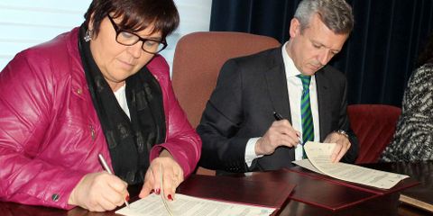 Teresa Villaverde e Alfonso Rueda asinaron o convenio<span lang= es-es >. </span>