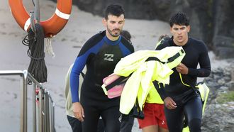 As� fue la b�squeda intensa de una pareja�con mar revuelto en As Catedrais