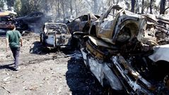 Las im�genes del incendio en Ribeira