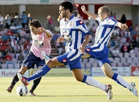 �scar D�az trata de rematar a puerta ante la oposici�n de Laure y Pablo Insua.