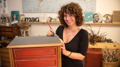 La arquitecta Lidia Gonz�lez est� detr�s de la cuenta @stoopingcoruna