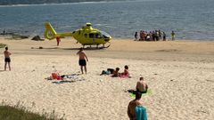 Persona fallecida en la playa de Outes, en Bro�a, a donde acudi� el helic�ptero del 112