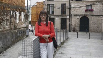 Emilia Mesa, en una imagen del 2016, en la calle Julio Prieto Nespereira.