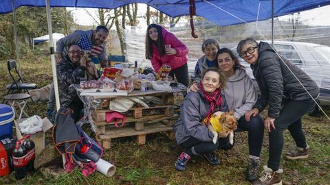 Familias y grupos de amigos disfrutaron de la romera