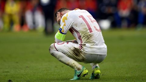 Sergio Ramos se lamenta tras la derrota contra Italia