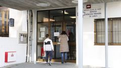 Entrada del centro de salud ca�icense