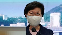 La jefa del Ejecutivo de Hong Kong, Carrie Lam, en la rueda de prensa en la que anunci� el aplazamiento de las elecciones