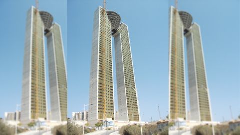 TORRE INTEMPO (Benidorm) - Es el quinto edificio con ms plantas de Espaa (47)y el ms alto de entre los de uso residencial de todo el pas (unos 190 metros). Se espera que reciba los primeros inquilinos a finales del ao prximo o principios del 2021