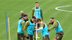 Javi Rueda, Mat�as Vecino, Fer L�pez, Borja Iglesias y Manu Fern�ndez, en un entrenamiento del Celta.