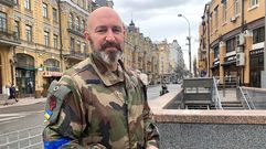 Lee Darnell es un capell�n de Tennessee de 48 a�os que cambi� su vida de misionero en �frica y Hait� para poner rumbo a Ucrania el segundo d�a de la invasi�n rusa y combati� en el frente.