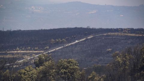 Incendio en la comarca de Monterrei