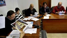 Las fotos de las casas heredadas por el Concello en Valladolid circularon en el pleno del mes de mayo. 