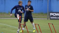 Mossa en un entrenamiento junto a Sa�l Berj�n