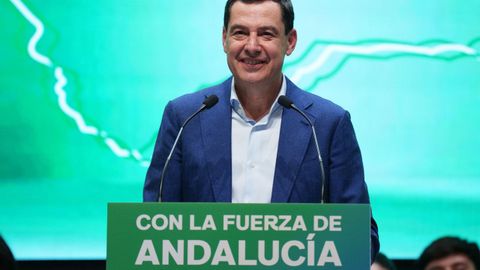El presidente del PP-A y candidato a la reelecci�n a la Presidencia de la Junta de Andaluc�a, Juanma Moreno, durante su intervenci�n en un mitin electoral en Ja�n.