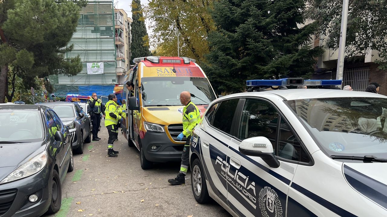 Muere una mujer tras precipitarse desde un décimo piso en Madrid con ...