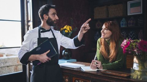 Dani Rovira e Cristina Castao, na serie Na gloria